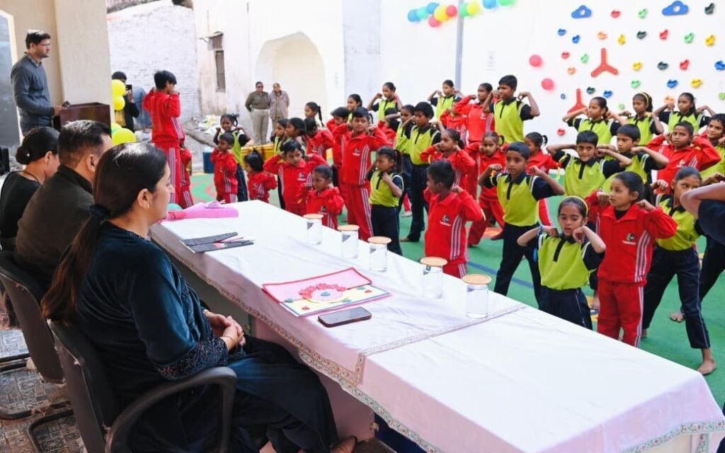 सीएम के भिक्षावृत्तिमुक्त राज्य के संकल्प को साकार करता जिला प्रशासन का आधुनिक इंटेंसिव केयर  