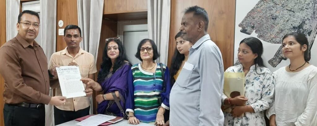 कोचिंग सेंटरों के लिए सख्त नियम बनाने की मांग
