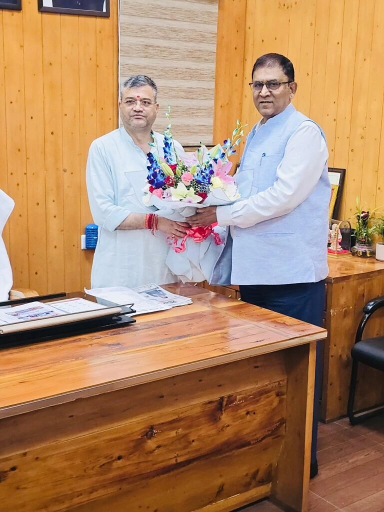 देहरादून के आधुनिकीकरण की दिशा में कदम, यूपीसीएल ने महापौर से मांगी अनुमति; भूमिगत होंगी विद्युत लाइनें