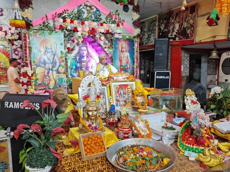धर्मपुर के प्राचीन शिव मंदिर में शिव महापुराण कथा के षष्ठम दिवस पर आचार्य सुभाष जोशी ने बताया – ‘कल्याणकारी भाव ही शिव है’