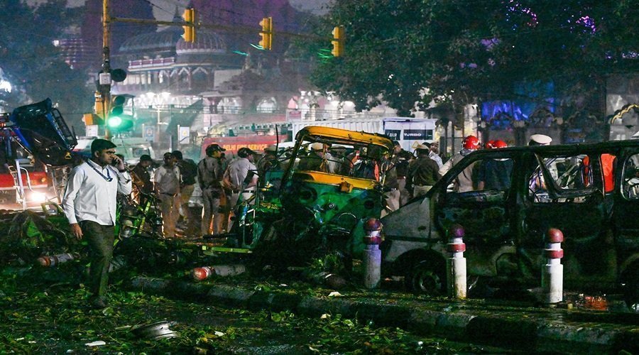 लाल किले के पास वाहन विस्फोट : लाल मंदिर के पास कार खड़ी करने की कोशिश नाकाम होने पर बदला रास्ता